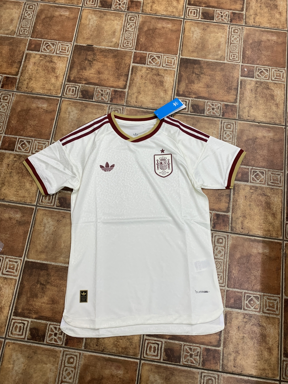 adidas Originals Spain 2026 World Cup Player Jersey Size M